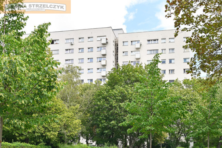 Mieszkanie Sprzedaż  Żoliborz Władysława Broniewskiego 10